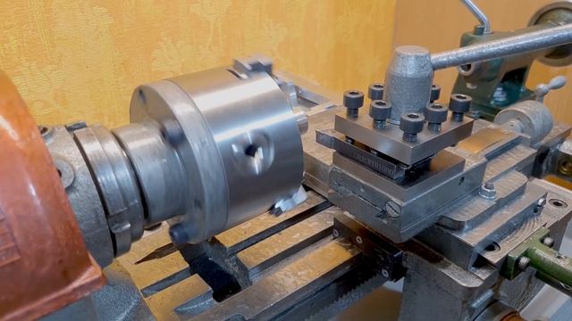 Быстросменный резцедержатель 250-111 AXA установка на токарный станок ТВ16