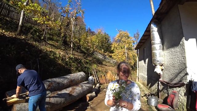 ВЛОГ: ПОЕХАЛИ В ДЕРЕВНЮ & ЗНАКОМСТВО С ГРУЗИНСКОЙ СЕМЬЕЙ & НАШЛИ ВОДОПАД смотреть онлайн