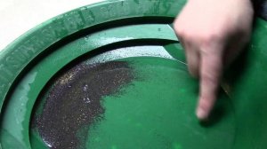 How to “Back-Pan” - Rare black sand finishing gold panning technique - useful skill, gold pan only!