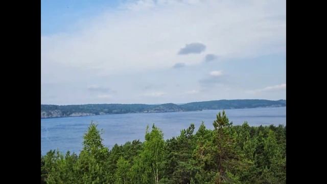Ладожские шхеры .Остров Карнетсаари .( "Вороньи врата "). Июль 2011 года . смотреть онлайн