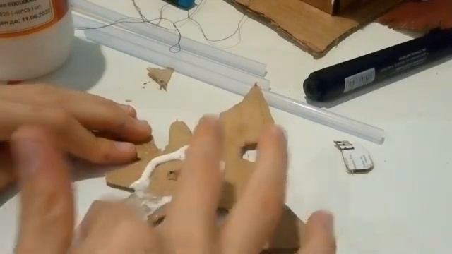 СДЕЛАЛ СЮРИКЕН ИЗ КАРТОНА! #тёмчик #knife #сюрикен #syriken #картон #темчик смотреть онлайн