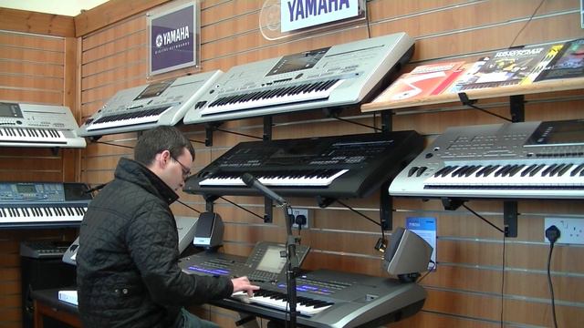 Random Songs on Yamaha Tyros 5 (7th February 2015) смотреть онлайн