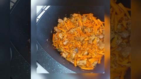 Рассыпчатый,аппетитный плов.Рецепт не сложный.