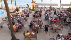 ANITAS BEACH HOTEL 4*. Ужин-шоу (dinner show).