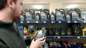 Никогда не покупай моторное масло на разлив, рассказываю почему