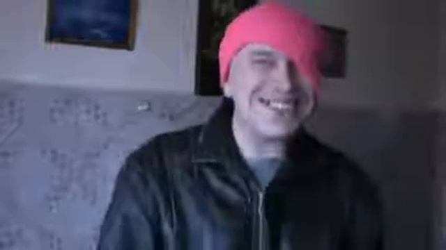 Как носить красную шапку смотреть онлайн