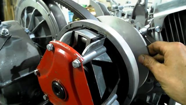 буксировщик с рессорной подвеской - 1 смотреть онлайн