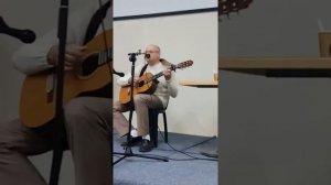 Эли Бар-Яалом "Горизонтальная луна"