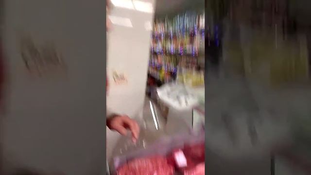 Тухлые продукты питания в курином доме. г Ярцево смотреть онлайн