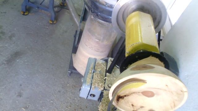 Точёная тарелка из дерева смотреть онлайн