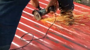 Работа Болгаркой Пиление Профнастил