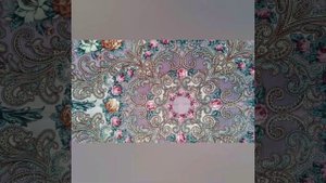 Павловопосадские платки "Дикий мед" и "Тайна сердца".