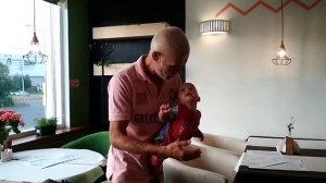 Упражнения для спины, дети от рождения до года.