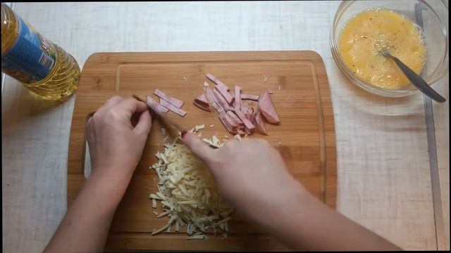 ОМЛЕТ С СЫРОМ на завтрак смотреть онлайн