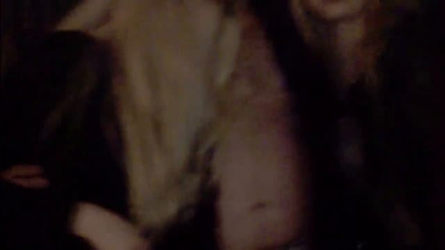 бегущий в стрингах смотреть онлайн