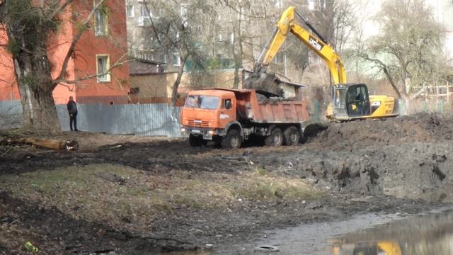 КАМАЗ 43118 и УРАЛ 5557