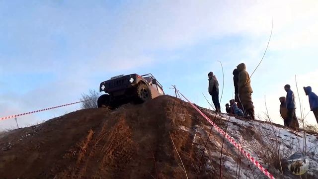 Триал для "Подготовленных". ГАЗ 69, Нивы, УАЗ Хантер, Патриот. смотреть онлайн