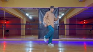 Брейк данс обучение: TOPROCK / KICK STEP BASIC