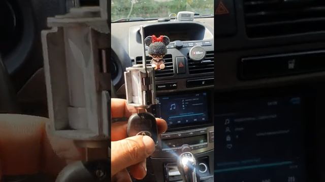 замена замка зажигания тоёта авенсис т25 смотреть онлайн