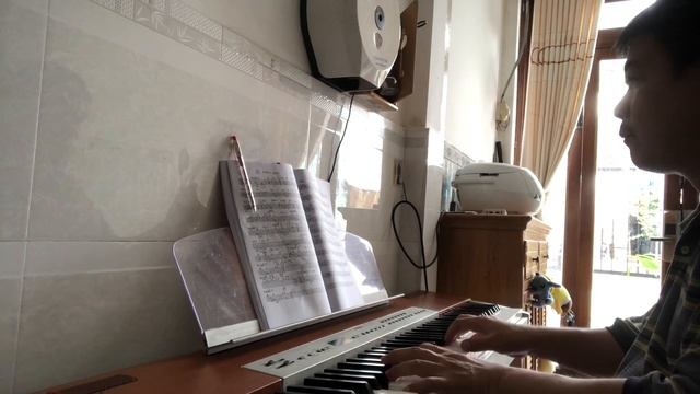 Reality (Richard Sanderson) on piano yamaha p120 - Covered by Du Kiều смотреть онлайн