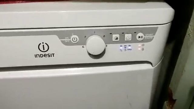 Здравствуйте, посудомоечная машина indesit dfp 27b1 начала в... смотреть онлайн