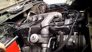 Двигатель OM 603 на УАЗ 469. заведен без мозгов.