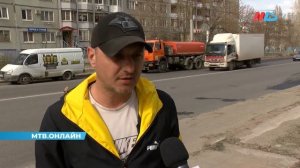 Поливомоечные машины начали влажную уборку в Волгограде