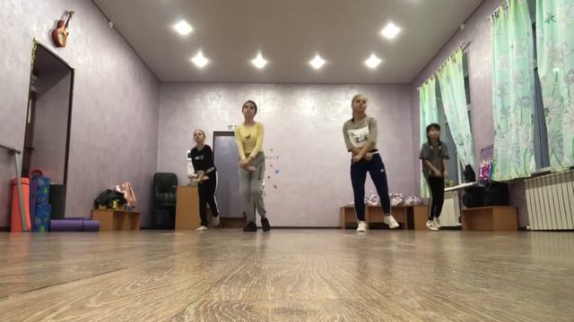 Детская хореография👯♂️ лёгкие движения для танца #dance #танцы #танцынатнт #хипхоп #детскиетанцы