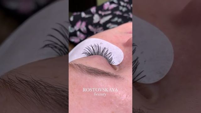 Трендовые эффекты наращивания #rostovskayabeauty #наращиваниересниц #наращиваниересницобучение