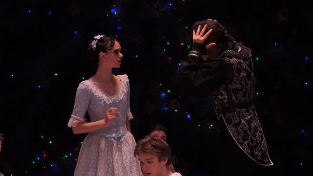 Отрывок из балета Щелкунчик смотреть онлайн