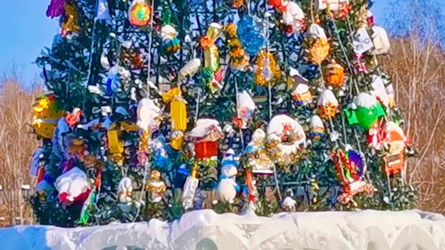 09-01-2024 Асбест, городская елка 2024 г