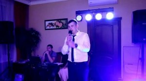 Жених поет на свадьбе невесте песню "О боже, как ты красива!" . Неожиданно !  Сюрприз!