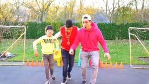 Джейсон и правила поведения на детской площадке