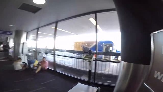 Сколько вещей взять в кругосветное путешествие? смотреть онлайн