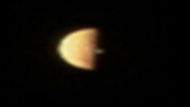 Вулканические сливы на Луне Юпитера смотреть онлайн