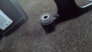 Citroen Xsara Picasso (Lower Control Arm replacement)