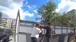 Алкаши вскрыли пивную кегу! Мегаржач