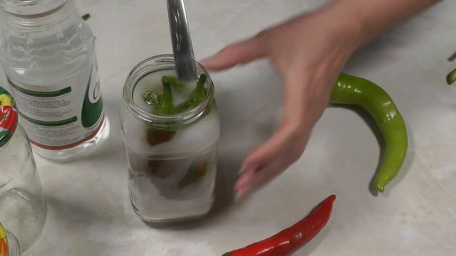 Горький перец на зиму - РЕЦЕПТ БЕЗ ХЛОПОТ смотреть онлайн