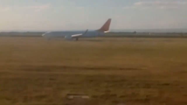 Avia Traffic Airbus a320 EX-32005 взлет из аэропорта Манас смотреть онлайн