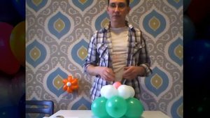 Как сделать цветок из воздушных шаров на стену