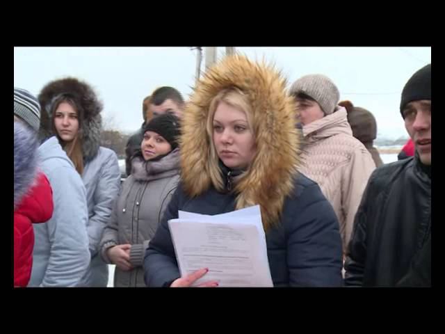Передача ключей от квартир сиротам в Кондоле.
