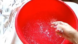 Как отбелить пожелтевшую белую одежду простым аспирином.