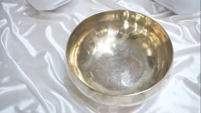 PH24-137ГцDo#. ТОНКОСТЕННАЯ ПОЮЩАЯ ЧАША ДЛЯ МЕДИТАЦИИ И МАССАЖА. смотреть онлайн