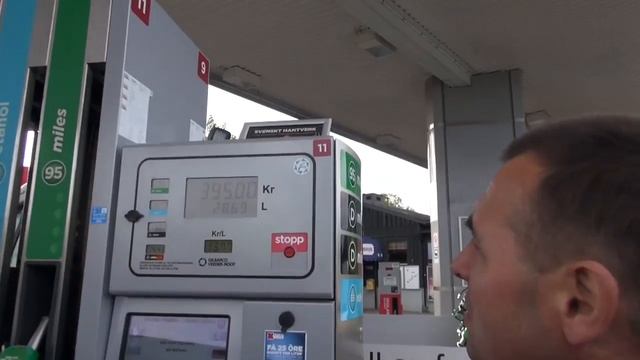 04 10 17 Самостоятельное путешествие по Европе Дорога Истад Стокгольм Ремонт шведских дорог Ш смотреть онлайн