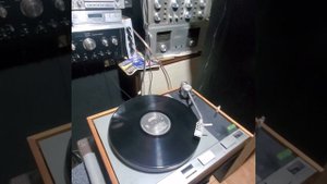 "CERRONE" FRANCE DISCO MUSIC ACCUPHASE C 200 & P 300 PRE Y POWER & JBL L 7, THORENS TD 125 SHURE V1