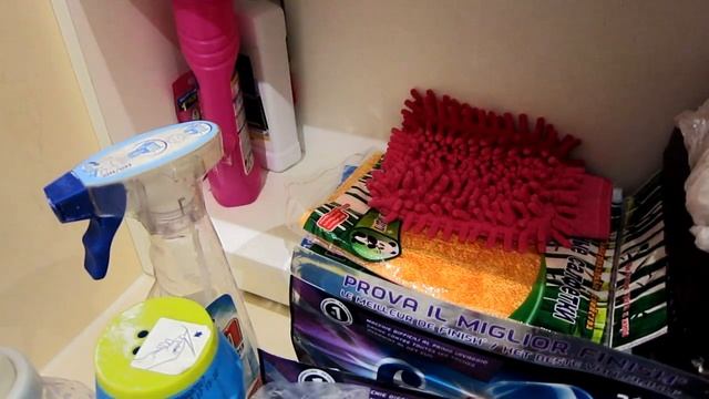 БЫТОВАЯ ХИМИЯ МИНИМАЛИСТА : ДЛЯ СТИРКИ, УБОРКИ, ПОСУДЫ