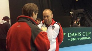 Davis Cup, Tag 1: Portugal - Österreich, Kapitän Stefan Koubek beim Interview