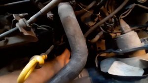 чем открутить масляный фильтр автомобиля