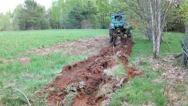Т40 на пахоте. смотреть онлайн