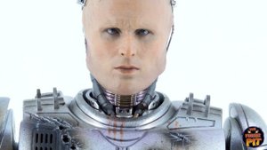 HOT TOYS BATTLE DAMAGED ROBOCOP